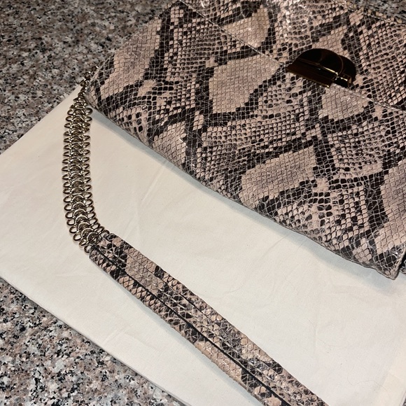 Stella McCartney‼️ BLACK FRIDAY SALE‼️Vegan Leather Snakeskin Shoulder  Bag - Picture 14 of 17